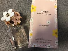 MarcJacobs 香水のサムネイル