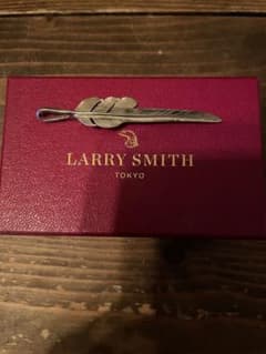 LarrySmith【 L size】　KAZEKIRI FEATHERのサムネイル
