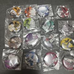 喧嘩稼業 缶バッジ 限定品 ヤングマガジン 抽プレ 喧嘩稼業」トーナメント出場者のバッジ贈呈 - コミックナタリー ピンズ・ピンバッジ・缶バッジ