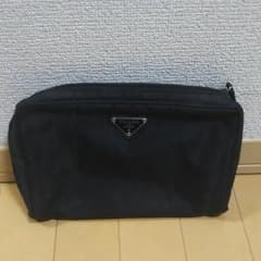 【うっちさっちさん専用】プラダポーチのサムネイル