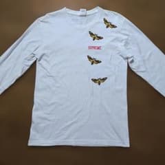 美品　Supreme 羊達の沈黙　15SS　蛾　長袖　カットソー ホワイト 美品 Supreme 羊達の沈黙 15SS 蛾 長袖 カットソー ホワイト - メルカリ