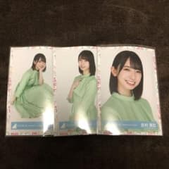 日向坂46 金村美玖　青春の馬MVカラフル衣装　生写真のサムネイル