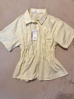 【新品未使用】GALLEST シャーリングビスチェデザイン半袖シャツのサムネイル