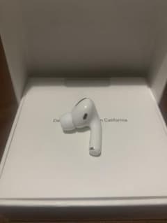 Air pods Pro エアポッズプロ　右耳　イヤホンのサムネイル
