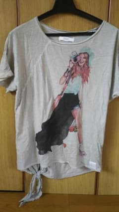 Tシャツのサムネイル