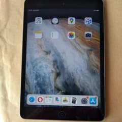 iPad  mini 第２世代のサムネイル