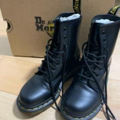 定番人気！ドクターマーチン Dr.Martens 8ホールのサムネイル