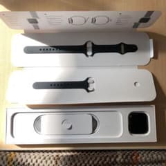 Apple Watch SE (40mm/GPSモデル)のサムネイル