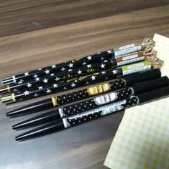新品 ラメと香りのペンのサムネイル