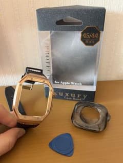 Apple Watch用ラグジュアリーケースバンド 45/44mm ゴールドのサムネイル
