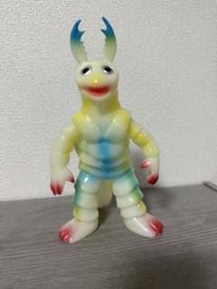 マルサン　バンカー星人　GID ソフビ マルサン バンカー星人 GID ソフビ - メルカリ