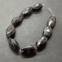 1点物　SS✧天然石ガーネット3.0mm✧　ステンレス 天然石 ガーネット 約8㎜ カット 9粒 211 - メルカリ