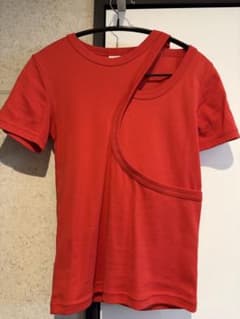 HYKE アシンメトリー 半袖Tシャツ レッド サイズ1 HYKE アシンメトリー 半袖Tシャツ レッド サイズ1 - メルカリ