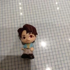Mrs. GREEN APPLE의 데포르메 피규어 와카이 滉斗