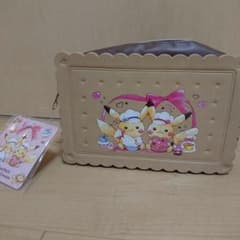 ピカチュウ Pikachu's Sweet Treats ポーチのサムネイル