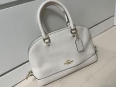COACH ホワイト ハンドバッグのサムネイル