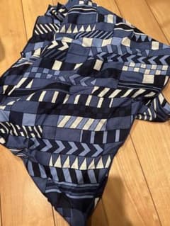 HERMÈS ネイビー カシミヤシルクスカーフのサムネイル