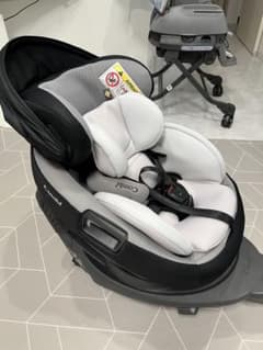 combi THE S Air ISOFIX エッグショック　チャイルドシートのサムネイル