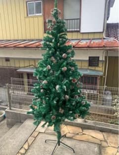 新品未開封　クリスマスツリー 松ぼっくり付き 1.8mのサムネイル