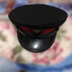 黒赤キャップ型帽子 エンブレム付き　国鉄 黒赤キャップ型帽子 エンブレム付き 国鉄 - メルカリ