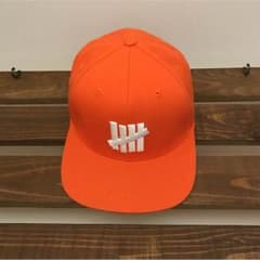 UNDEFEATED キャップのサムネイル