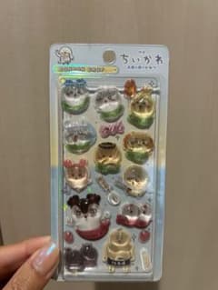 ちいかわ 映画 人魚の島のひみつ BONBON DROP シールのサムネイル