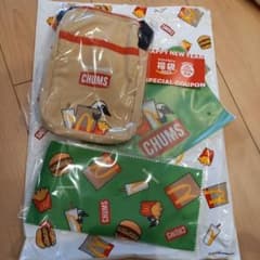 マクドナルドCHUMS 2023　無料券3030円つき相当のサムネイル