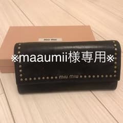 miumiu  長財布 11月限定出品のサムネイル