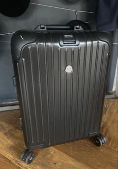 値下げRIMOWA MONCLER キャリーケースリモワ モンクレール コラボのサムネイル