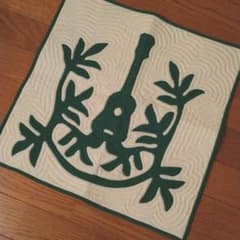 ハワイアンキルトタペストリーのサムネイル