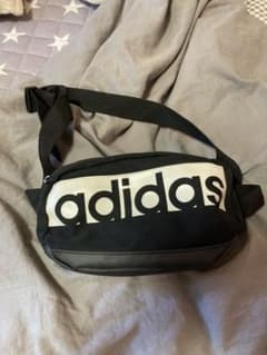 adidas ウエストポーチのサムネイル