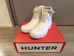 新品未使用品 HUNTER プレイショートトラベル ブーツ 白 23cm UK4のサムネイル
