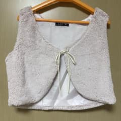フェイクファー ベストのサムネイル