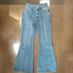 ラブトキシック　フレアデニムパンツ　160のサムネイル
