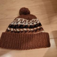 KIDS用ブラウン ポンポン付き ニット帽