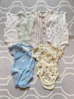 【まとめ売り】UNIQLO ・アカチャンホンポ 60cmロンパース 6点セットのサムネイル