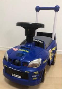 スバル　インプレッサ　乗用玩具のサムネイル
