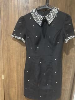 値下げ⭐︎JEWELS キャバドレス　パール装飾 半袖ドレス 黒のサムネイル