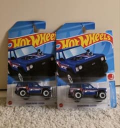 Hot Wheels Nissan Patrol Custom 2台セットのサムネイル