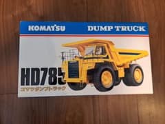 KOMATSU DUMP TRUCK HD785 1/45 模型のサムネイル