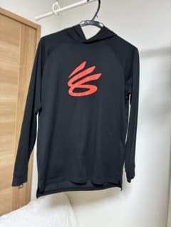 Under Armour Curry Brandブラックパーカー　Ｍサイズのサムネイル
