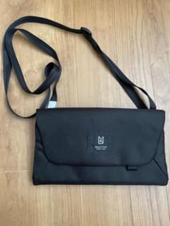 MILESTO EVERYDAY TRAVEL 　ミレスト　ショルダーバッグのサムネイル