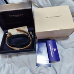 BURBERRY バーバリー 腕時計 スクエア ベージュ シルバーカラー