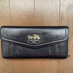 COACH 長財布　三つ折りのサムネイル