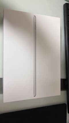 iPad(第9世代)Wifi 64GB 箱ありその他備品あり 値下げ対応致します 