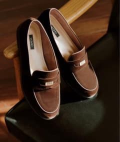 OHGA ブラウン ベロア ローファー - メルカリ