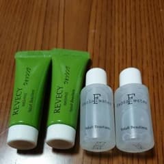 ヤクルト化粧品 リベシイ ウォッシング ふき取り化粧水のサムネイル