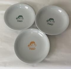 【非売品】ペコちゃんなんでもプレート　有田焼のサムネイル