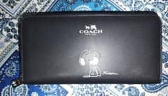 COACH 長財布 スヌーピー コラボ ブラックのサムネイル