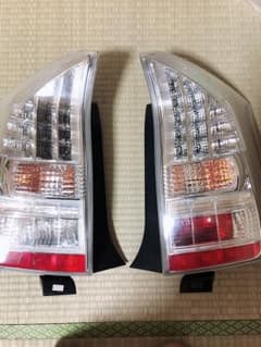 プリウス30前期テールのサムネイル